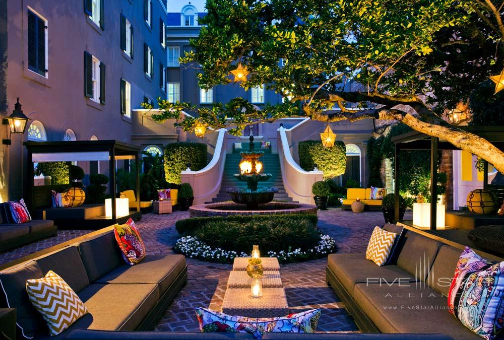 Courtyard W New Orleans French Quarter