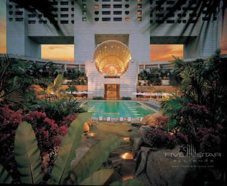 Ritz Carlton Millenia Singapore