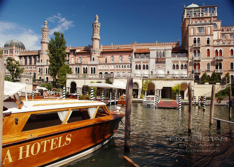 Hotel Excelsior Venice Hotel Exterior Boat View