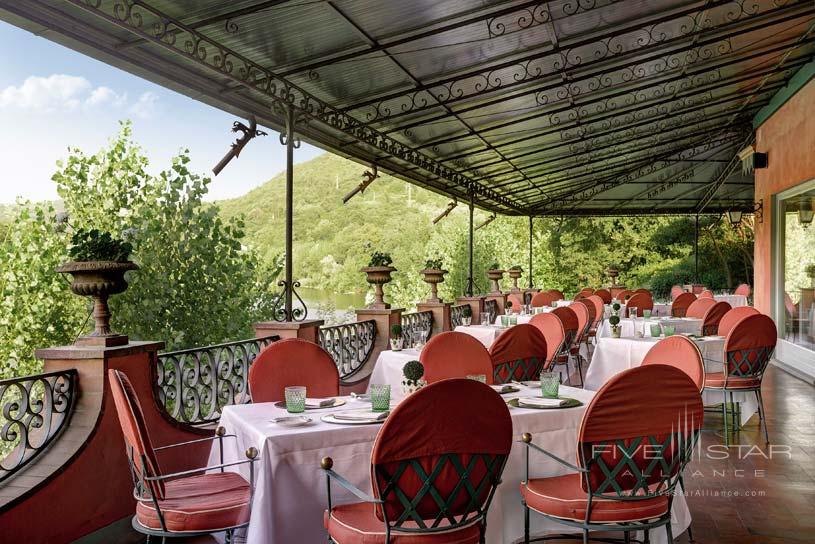 Dining at Villa La Massa