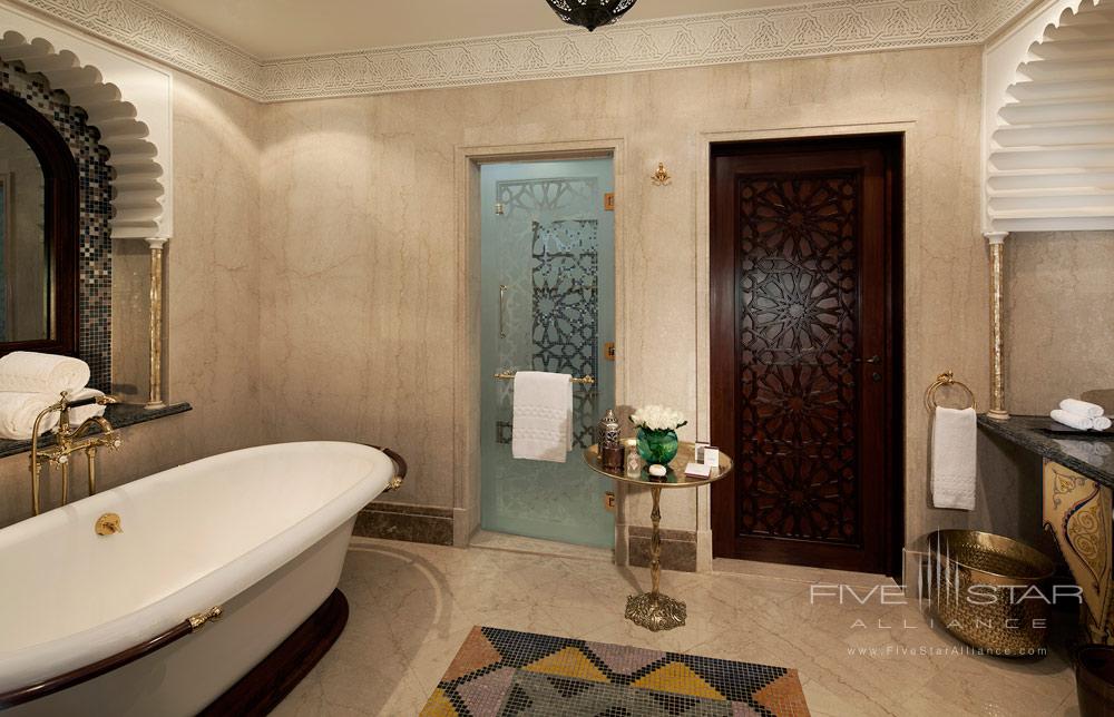 Superior Junior Suite Bath at Al Qasr at Madinat Jumeirah Dubai