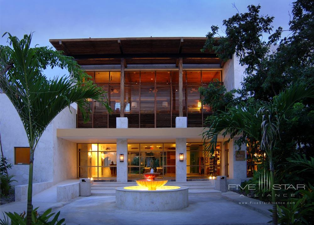 Entrance Reception at The Fairmont Mayakoba in Playa del Carmen, Mexico