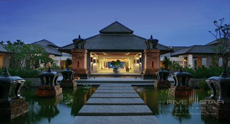 Le Meridien Khao Lak Beach and Spa Resort