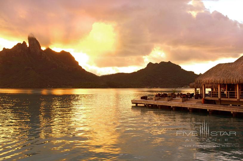 St Regis Resort Bora Bora