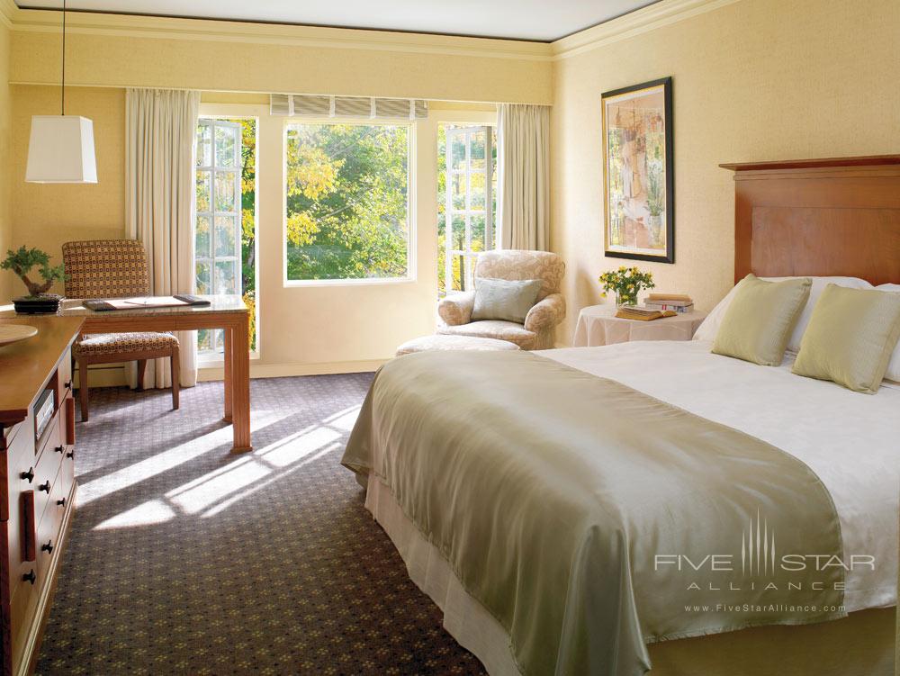 Deluxe Guest Room at Canyon Ranch Lenox