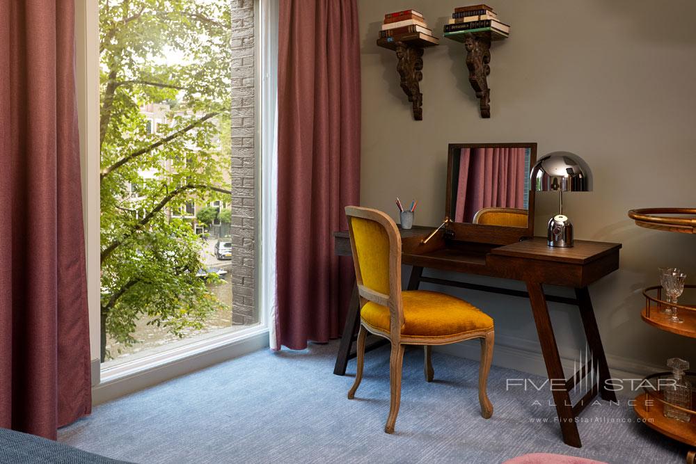 Writing desk in guest room at Hotel Pulitzer Amsterdam