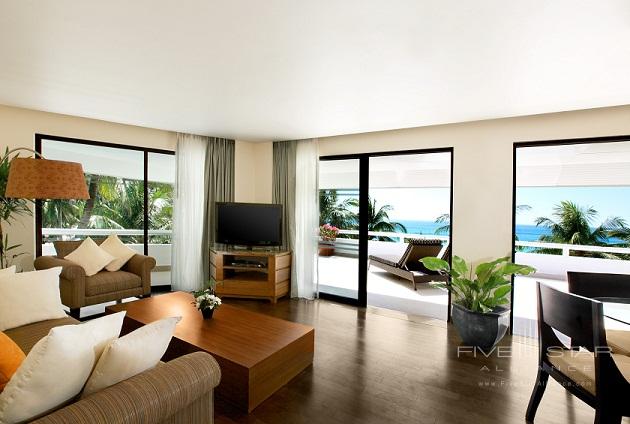 Le Meridien Phuket Beach Resort Oceanfront Deluxe Suite Living Area