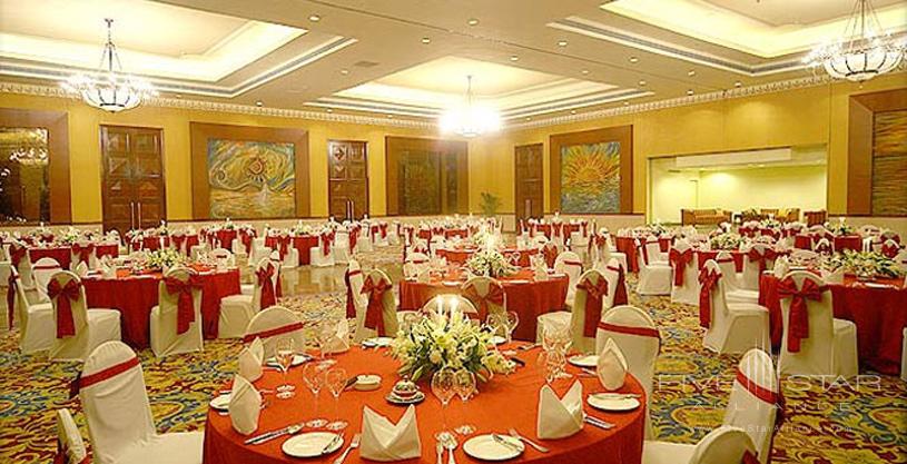 The Lalit Mumbai showing a hall view