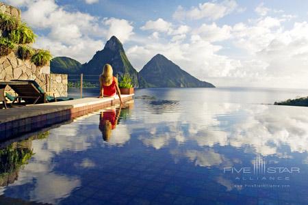 Jade Mountain Resort