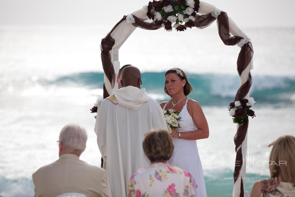 Wedding at Tamarind Cove Hotel | St James, Barbados, West Indies
