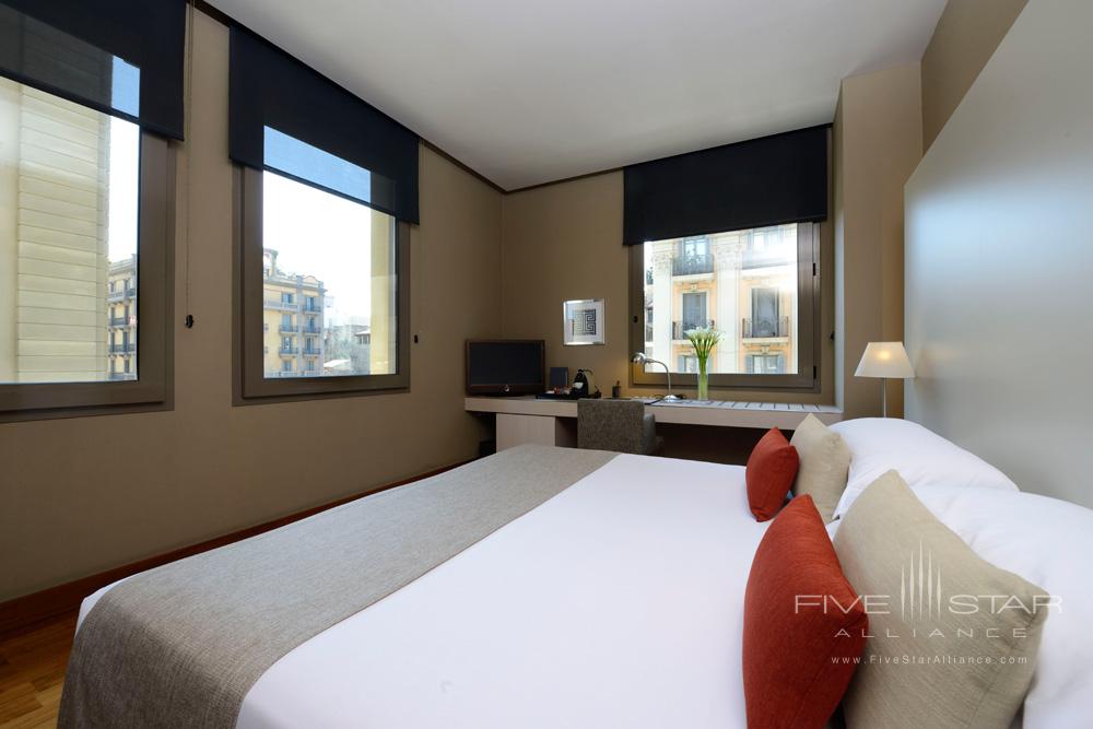 Deluxe City View Room, Grand Hotel Central Barcelona