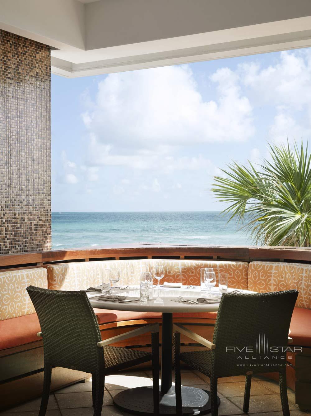 Outdoor Dining at Carillon Hotel Miami Beach, FL