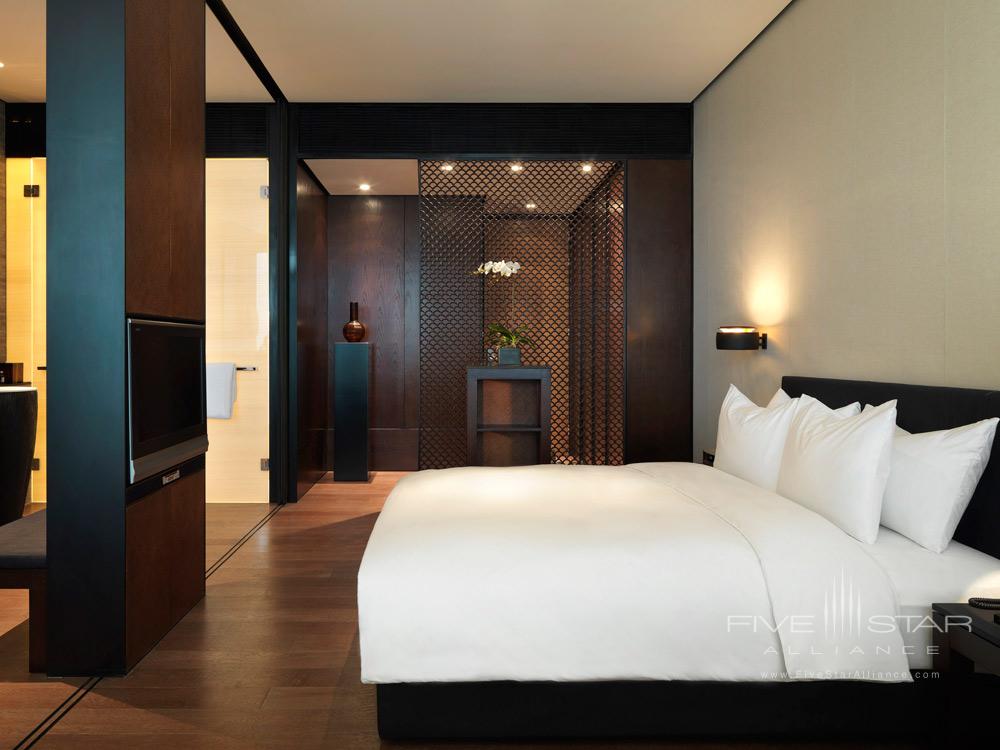 Deluxe King Guest Room at The PuLi Hotel and Spa, Shanghai, China