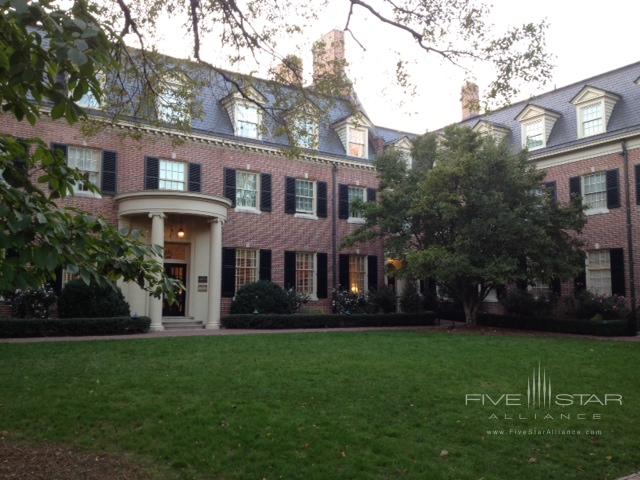 Image of the Carolina Inn exterior by a Five Star Alliance client.