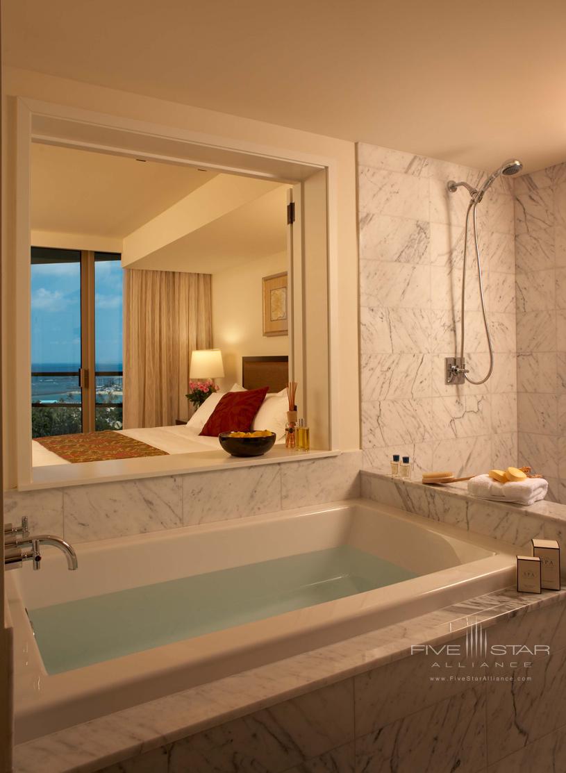 Trump International Hotel and Tower Waikiki Beach Walk Suite Bathroom