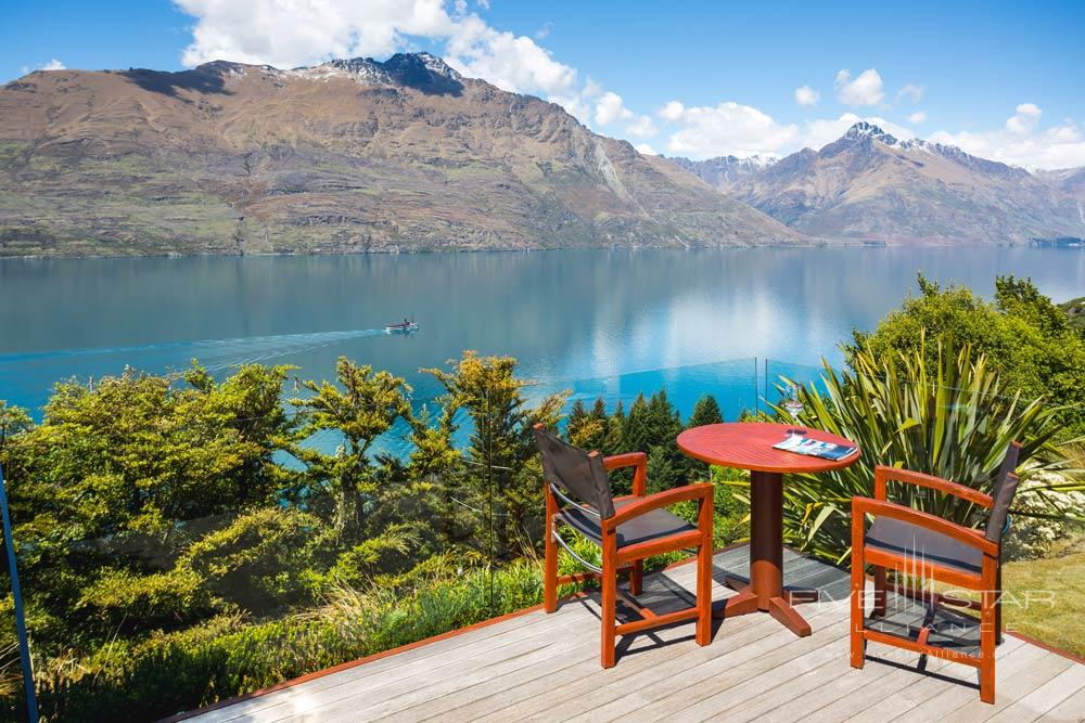 Azur Lodge private terrace with wonderful mountain view, Queenstown