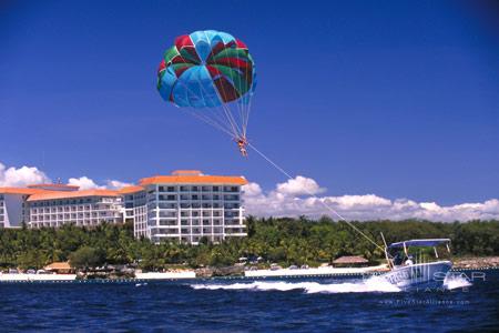 Shangri-Las Mactan Resort and Spa