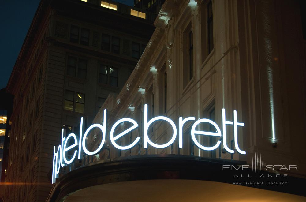 Exterior of Hotel DeBrett Auckland