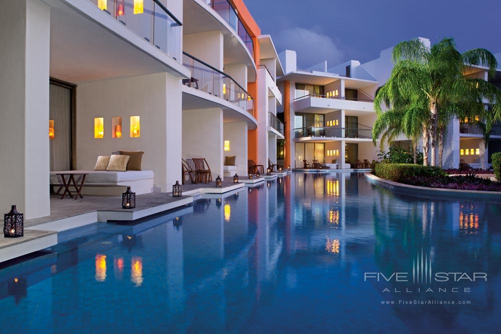 Exterior of the Swim Up Suites at Aura Cozumel Grand Resort