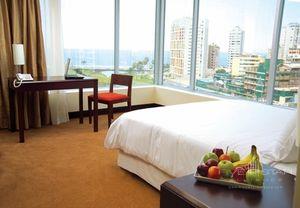 Radisson Hotel Decapolis Miraflores