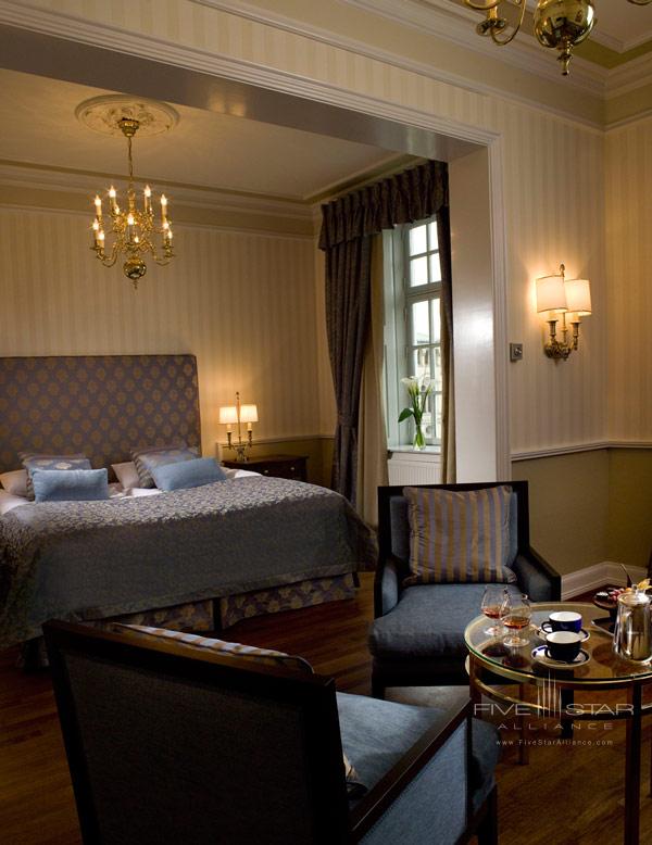 Junior Suite facing Karl Johan Street at The Grand Hotel, Oslo