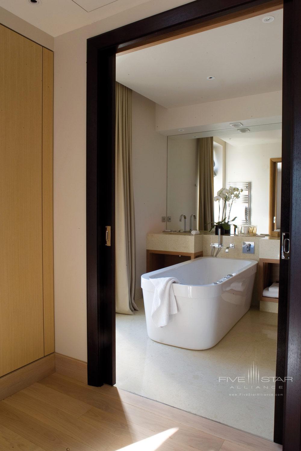 Photo Gallery for La Reserve Paris Apartments in Paris | Five Star Alliance
