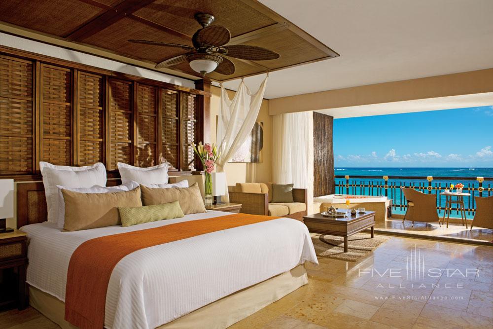 Honeymoon Ocean Front Suite at Dreams Riviera Cancun Resort and Spa