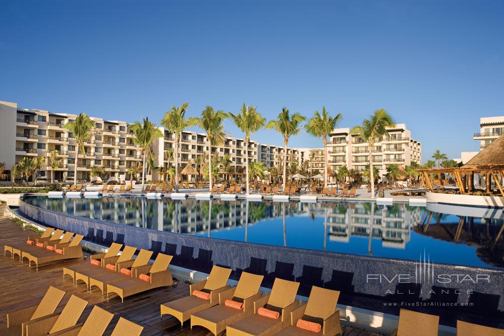 Pool at Dreams Riviera Cancun Resort and Spa