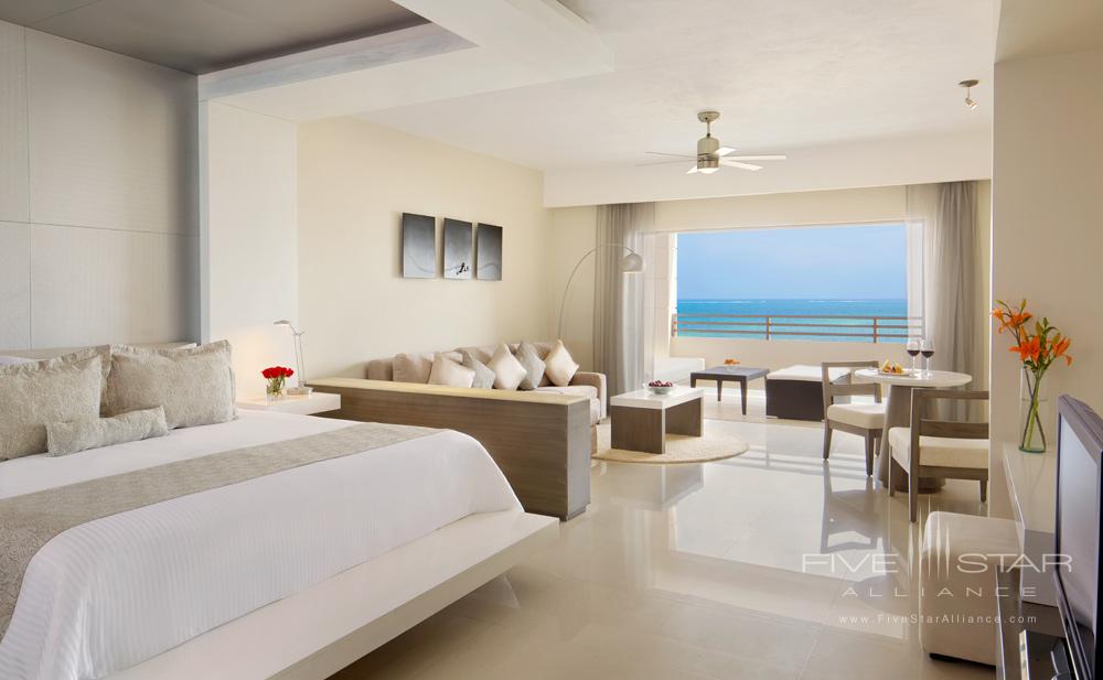 Preferred Club with Ocean Front and King at Secrets Silversands Riviera Cancun