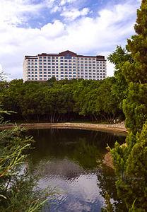 Renaissance Austin Hotel