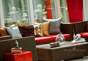 Renaissance Austin Hotel