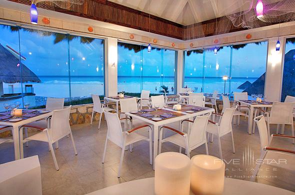 Restaurante at Grand Park Royal Cancun Caribe