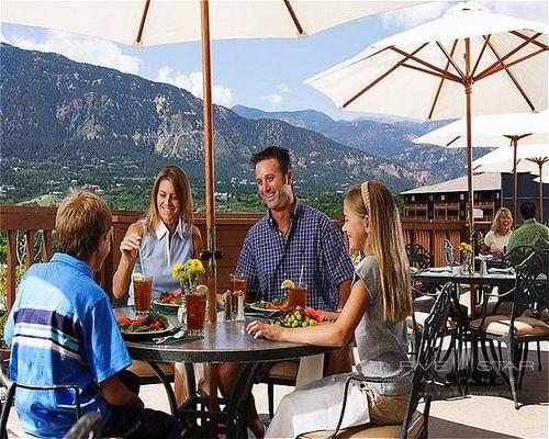 Cheyenne Mountain Resort