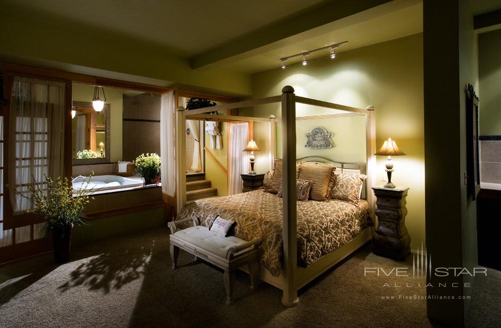 Amos King Suite at The Inn at Leola Village, PA