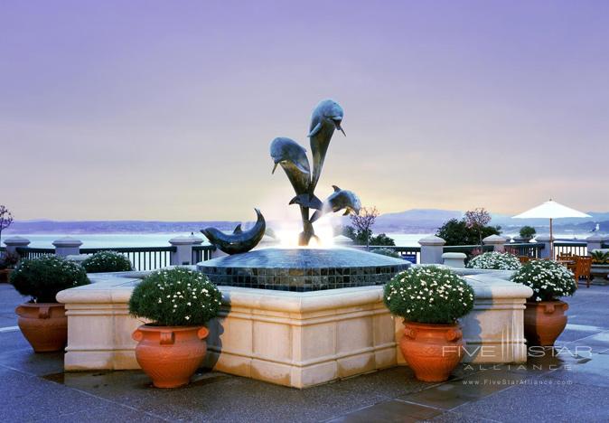 Monterey Plaza Hotel and Spa Fountain