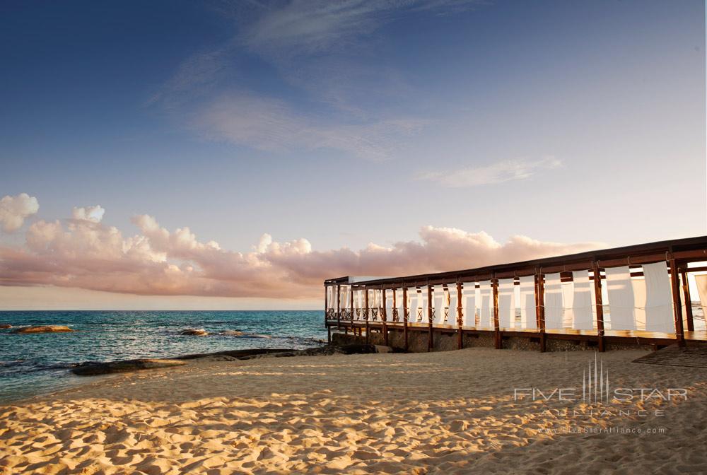 Jojos Pier at El Dorado Royale Spa Resort