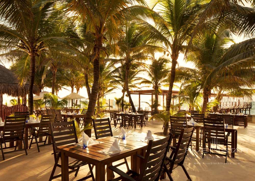 Jojos Restaurant at El Dorado Royale Spa Resort