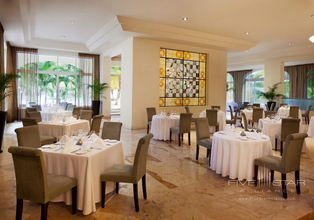 Italian Dining at El Dorado Royale Spa Resort