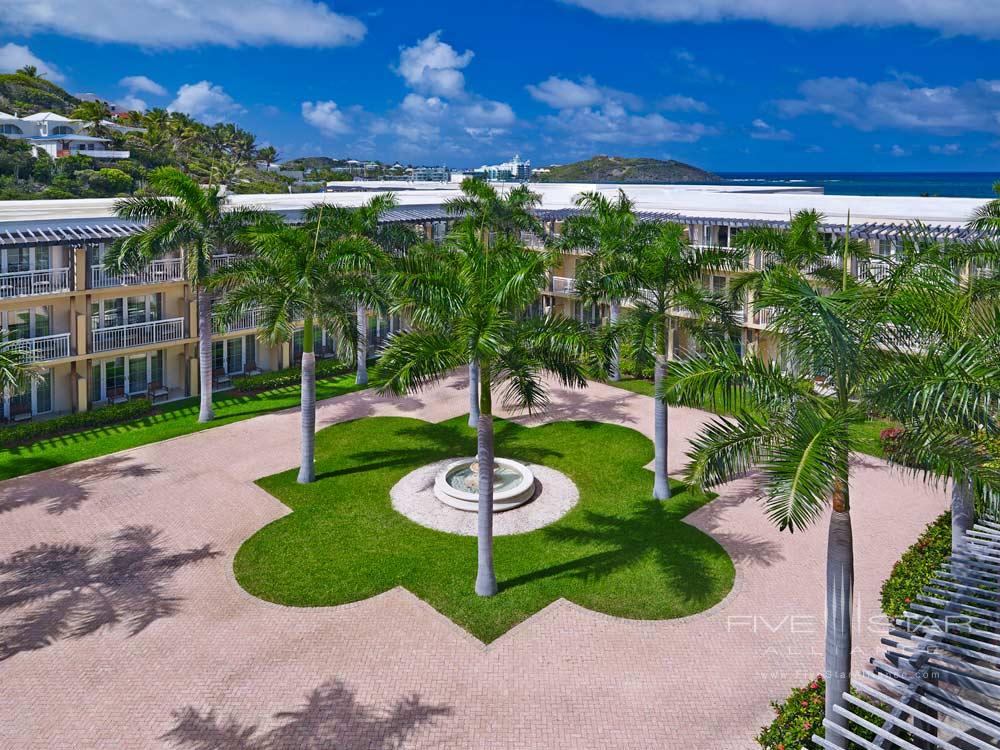 Courtyard at Westin Dawn Beach Resort