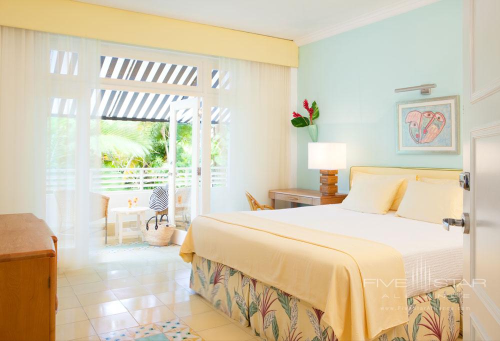 Deluxe Garden Room at Couples Tower Isle All Inclusive Resort