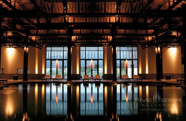 Fuchun Resort Waveless Pool