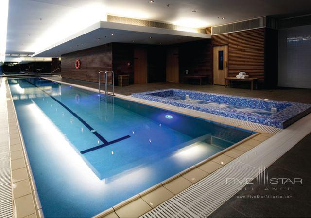 SKYCITY Grand Hotel Auckland Indoor Pool