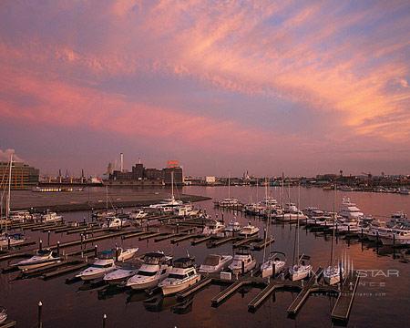 Four Seasons Hotel Baltimore