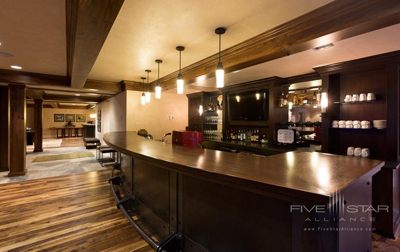 Auberge Residences at Element 52