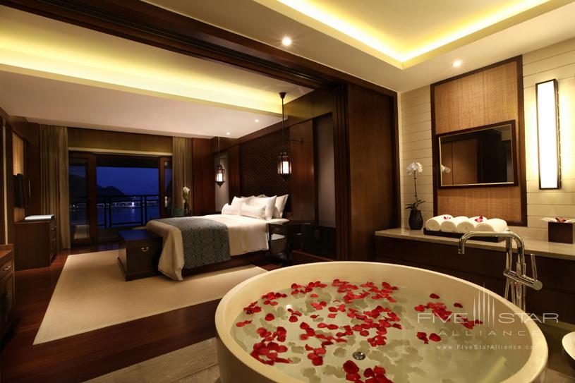 Anantara Sanya Resort and Spa