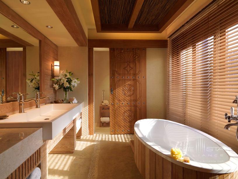 Bath at Anantara Al Yamm Villa Resort