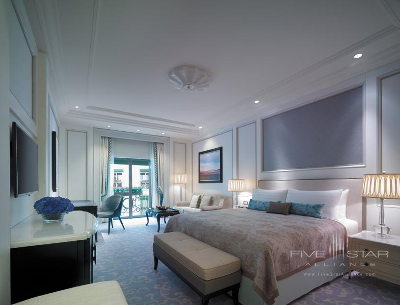 Guest room at Shangri la bosphorus