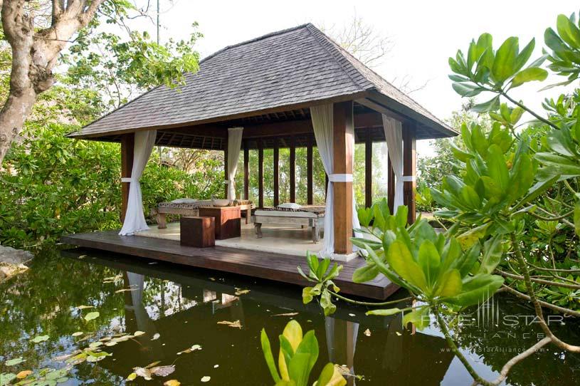 Floating Spa Room at The Ketapang Estate Hotel