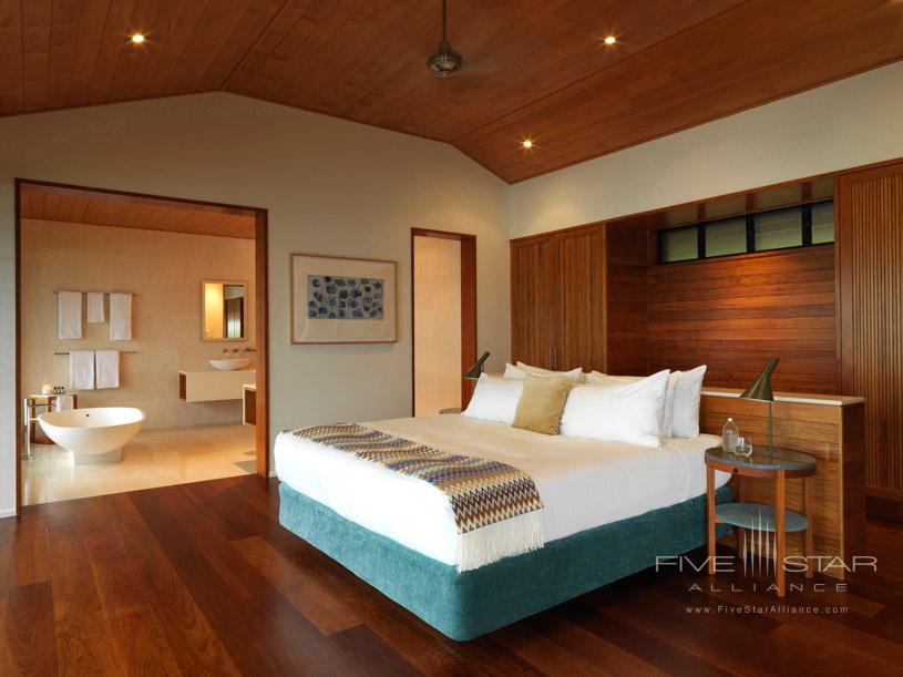 Windward Pavilion Bedroom at qualia