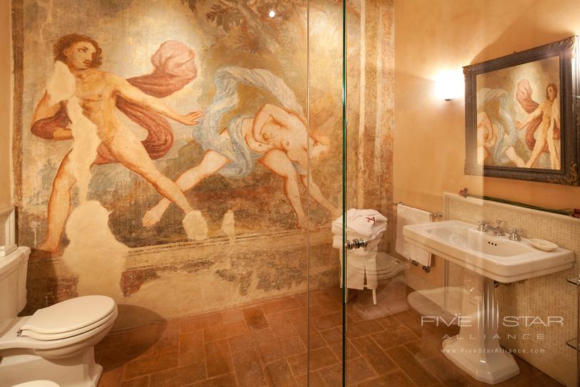 Bath at The Palazzo Arzaga Spa and Golf Resort